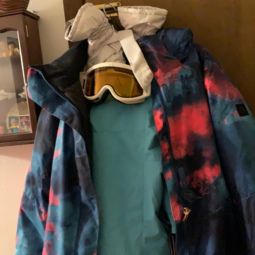 Skiing outfit